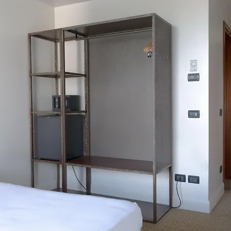 Boutique Trieste - Adults Only 3* Верона